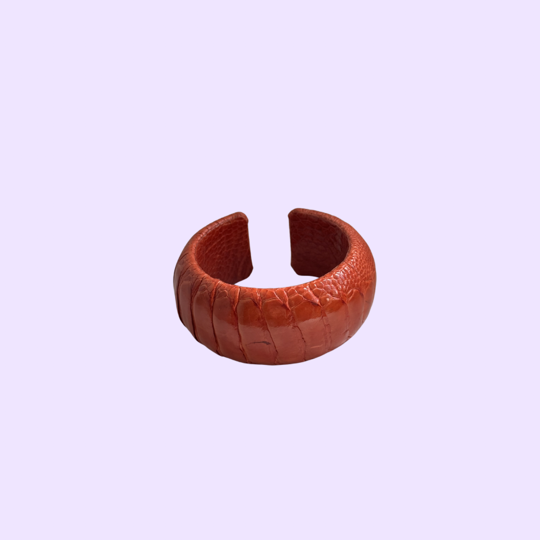 Ostra Arm Cuff